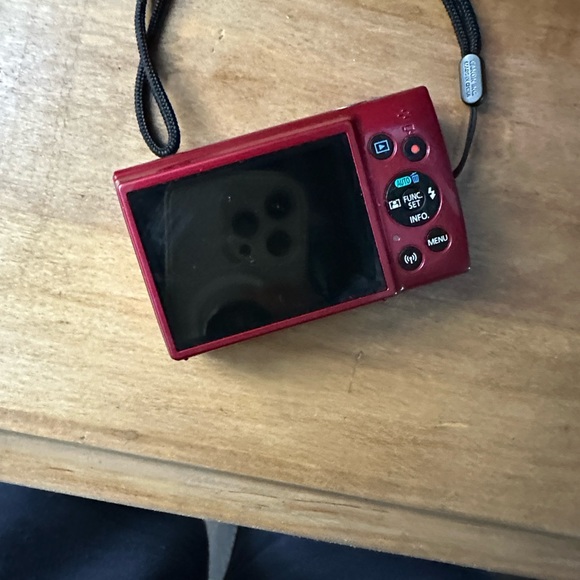 Canon PowerShot ELPH Series Compact Digital Camera - Red - Picture 6 of 8